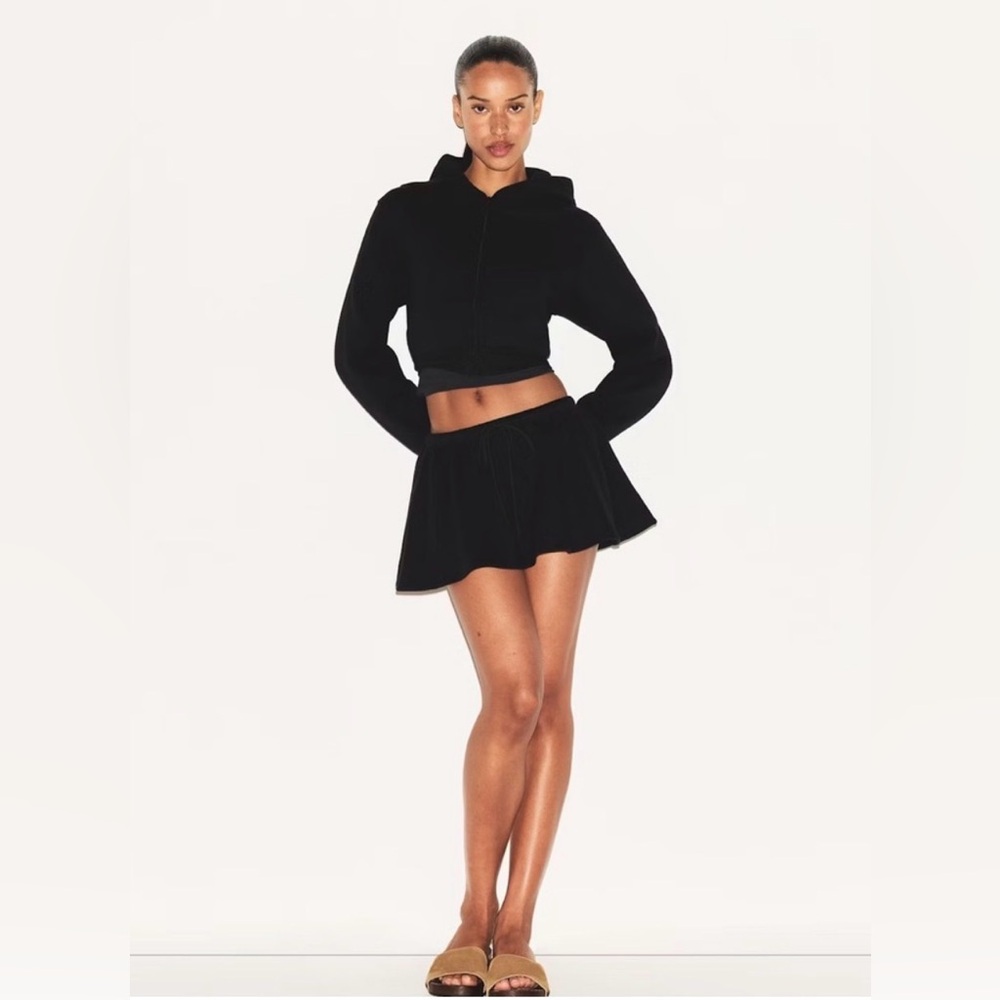 SKIMS Cotton Fleece Mini Skirt (XS) Onyx